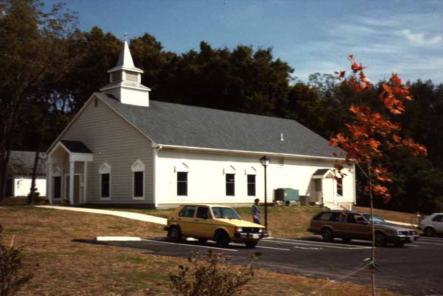 Episcopal Church of the Holy Cross, Dunn Loring, Virginia 1984